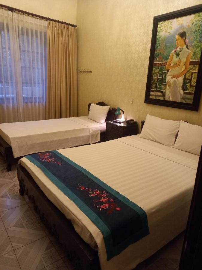 Lucky Central Hotel & Travel Ханой Екстериор снимка