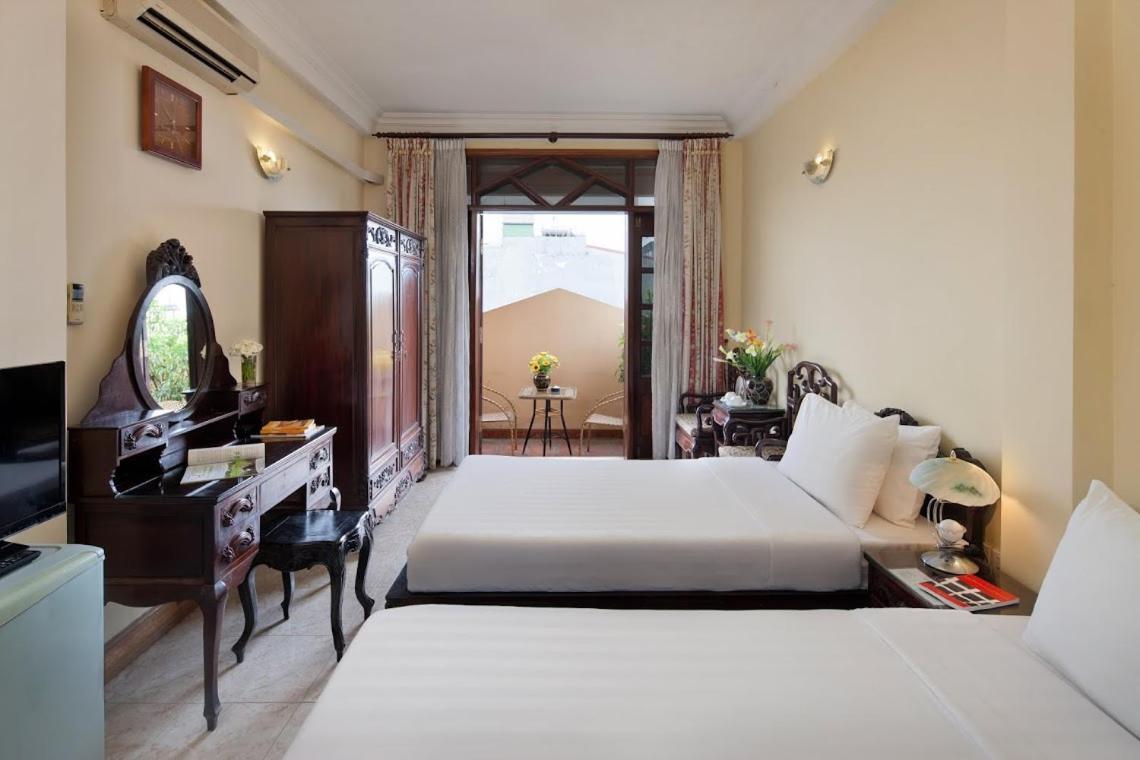 Lucky Central Hotel & Travel Ханой Екстериор снимка